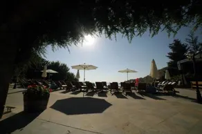 Terrebrune Hotel - Image 2
