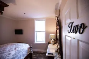 Elaine's Cape May - Image 5