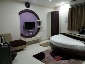 Hotel Surbhi Palace - Image 2
