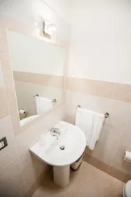 Sitria E Sentino - Image 3