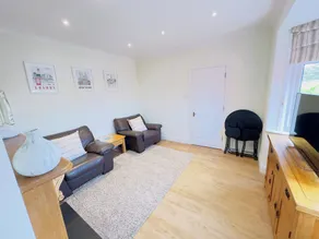 Refurb Private Suite - Wimbledon & Airport Access - Image 3