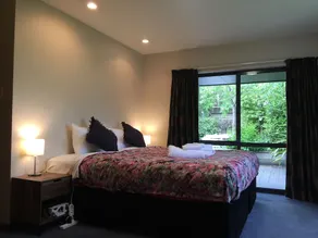 Remarkable Views in Modern Setting - Image 2