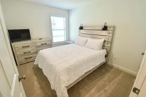 Charming & Comfy Close To Stadium & Campus Parents Game Weekend - Image 2