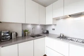 Colville Terrace - Image 2