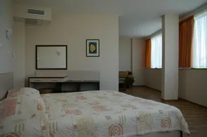 Atagen Hotel - Image 3