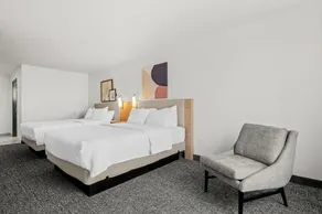 Comfort Suites - Pelham - Image 4