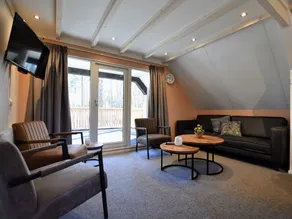 Forest Cottage with Lovely Garden & Sauna - Image 2