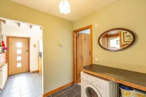 Chapelton Coachman's Cottage - a Cottage That Sleeps 4 Guests in 2 Bedrooms - Image 2