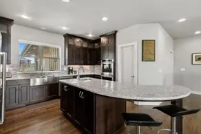 Luxury Home With Spectacular Rocky Mountain Views - Image 2