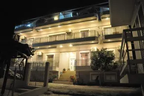Apartments Stoudios Georgias - Image 2