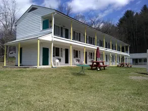 Green Valley Motel - Image 2