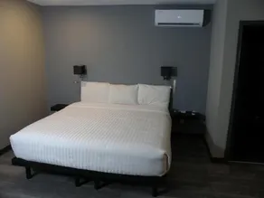 Motel Saint Ambroise - Image 3