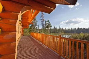Lac Le Jeune Wilderness Resort - Image 4
