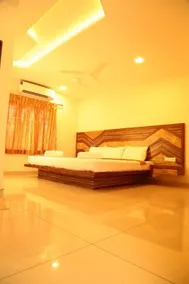 Hotel Saravanabhavan Velankanni - Image 4