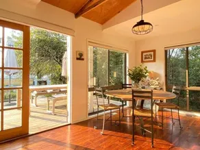 Trentham Garden Cottage - Image 2