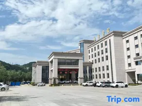 Hua Ting Hotel - Image 2