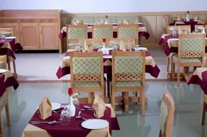 Hotel Pooram International - Image 3