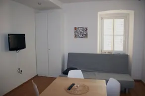 Park Apartments - Image 2