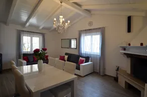 Villa Mamesa - Image 2