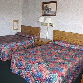 M Star Hotel Canajoharie - Image 2