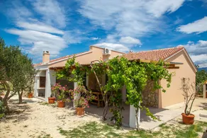 Villa Tina with Private Pool - Image 2