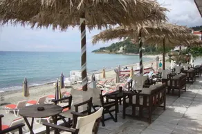 Hotel Royal - Image 1