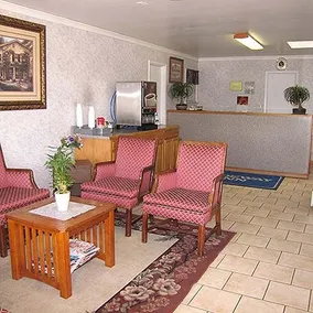M Star Hotel Canajoharie - Image 4
