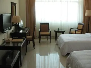 Jinhong HotSpring Garden Hotel - Image 3