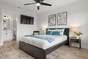 Relaxing 2BR Florida Home Close to Beach - Image 5