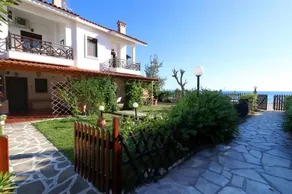 The SeaSide Villas - Image 3