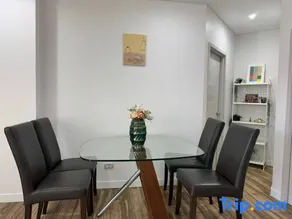 2BR & 1 Free Parking & Pool & Gym & Near CBD & ICC - Image 3