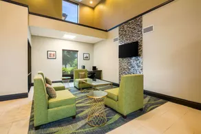 Spark By Hilton Sellersburg - Image 4
