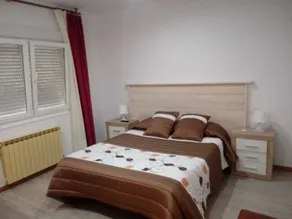 Montreal Hostal - Image 2