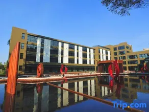 Nanhua Yayuan Hotel - Image 4