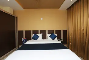 Hotel Golden Orchid - Image 4