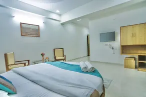 Hotel Kaka s  Sai Krupa - Image 3