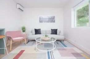 Stylish One Bedroom Apartment In El Portal #4 - Image 5