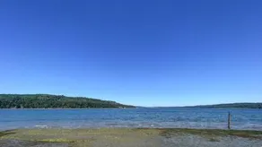 New private waterfront house on discovery bay - Image 4