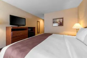 Comfort Inn - Image 2