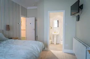 Jedburgh Guest House - Image 2