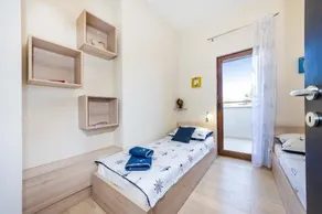 Aquamarine Deluxe Penthouse Apartment - Image 2