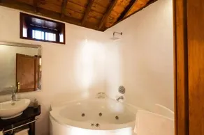 Casa Cordobés - piscina y bañera de hidromasaje - Image 4