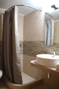 Volta Stonehouse Apartments - Image 4