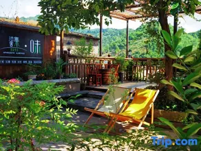Arab Aphrodite Auberge - Image 2
