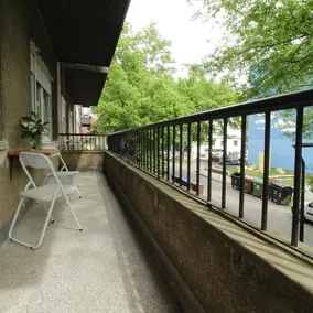 Swan Apartment - Image 3