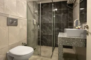 Loxia Comfort Club Side - Image 4