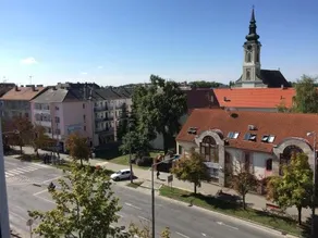 Belvarosi Deluxe Apartman - Image 5