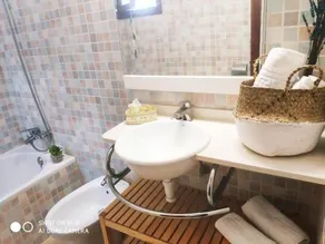 Las Alondras Apartments - Image 5