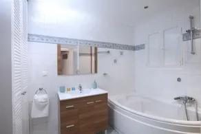 Palaio Faliro, A Bright and Spacious apartment - Image 3
