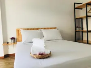 Warm White Inn - Image 5